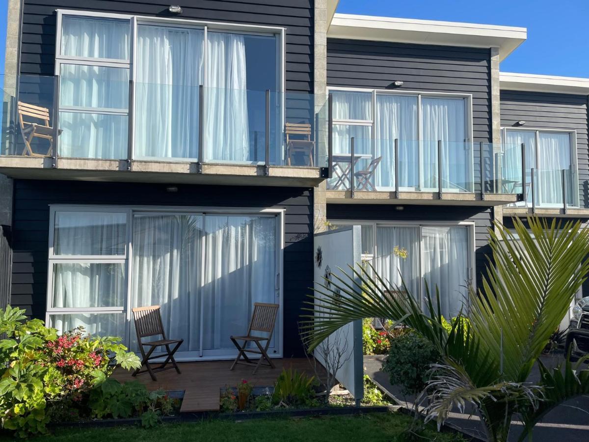 Carters By The Sea Beachside Studio Apartments Carters Beach Exteriör bild
