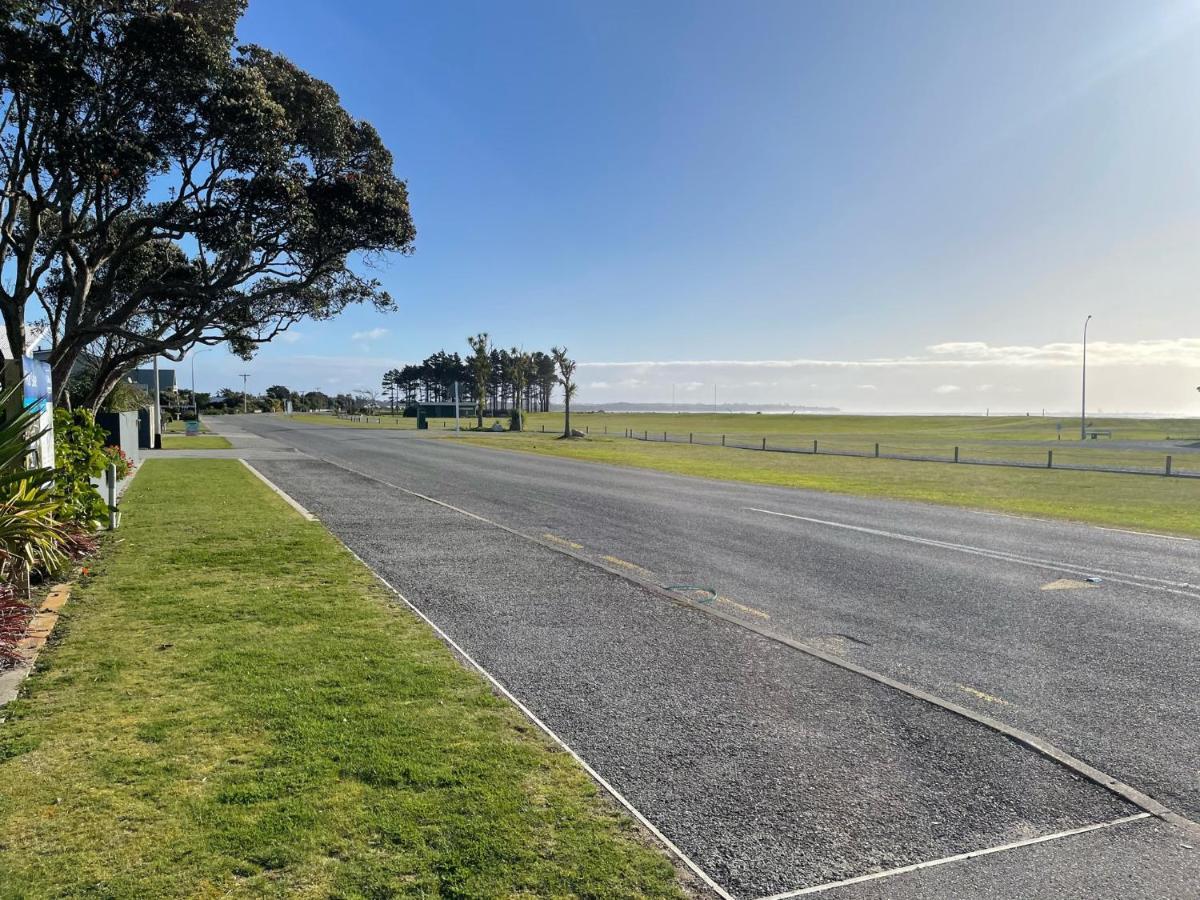 Carters By The Sea Beachside Studio Apartments Carters Beach Exteriör bild