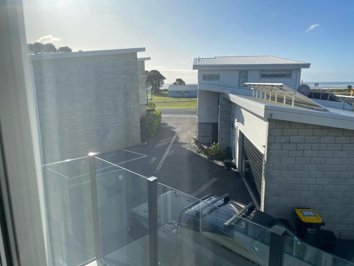 Carters By The Sea Beachside Studio Apartments Carters Beach Exteriör bild