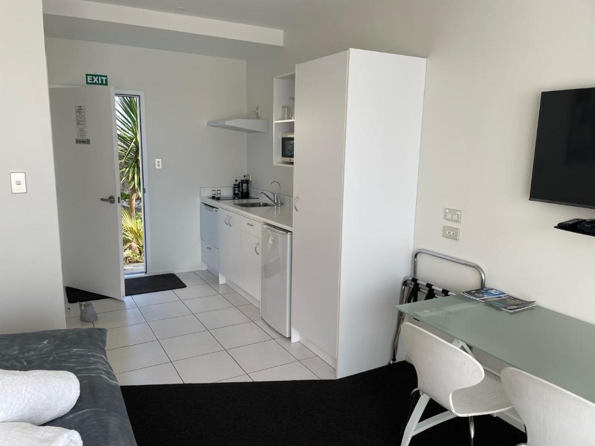 Carters By The Sea Beachside Studio Apartments Carters Beach Exteriör bild
